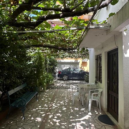 Astakos Apartments Budva Luaran gambar